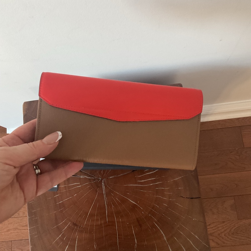 Fendi Vibrant Tangerine and Tan Wallet - Picture 9 of 11